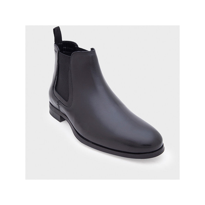 RedTape Genuine Leather Chelsea Boots for Men | Soft Cushioned Insole, Slip-Resistance, Dynamic Feet Support, Arch Support & Shock Absorption